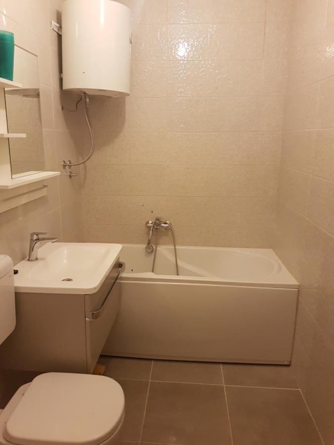 Apartment Sretni Dimnjacar Osijek Luaran gambar